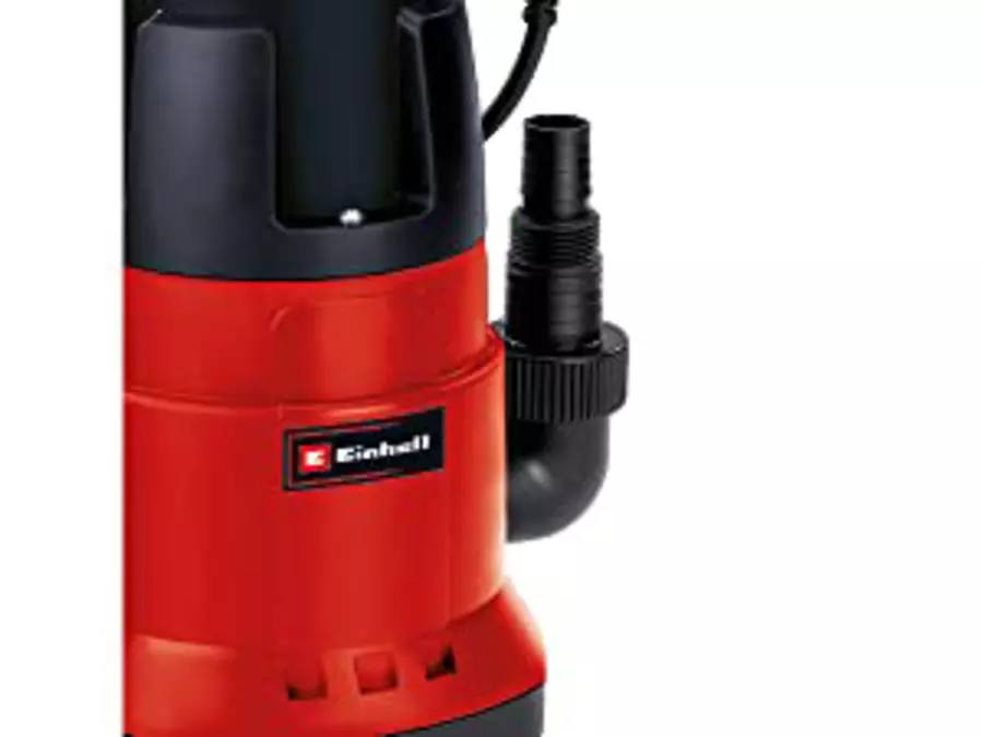 Боковое подключение шланга с уголком 90° на насосе Einhell GC-DP 7835