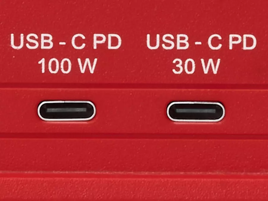 Порти USB-C Power Delivery потужністю 30 Вт і 100 Вт портативної зарядної станції Einhell TE-ES 300/240 для швидкого заряджання ноутбуків, дронів і планшетів.