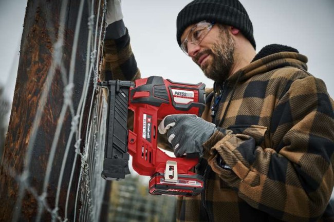 Степлер для скоб аккумуляторный Einhell FIXETTO 18/38 S (4257785) Степлер для скоб аккумуляторный Einhell FIXETTO 18/38 S (4257785)