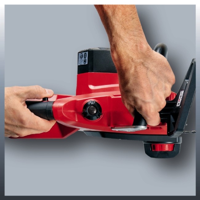 Пила ланцюгова Einhell GE-LC 18 Li Kit (4501760) Пила ланцюгова Einhell GE-LC 18 Li Kit (4501760)