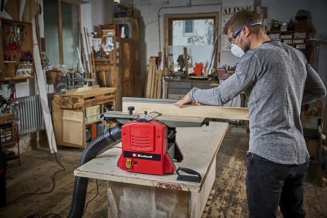 Фуговально-рейсмусовый станок Einhell TC-SP 204/2 (4419952) Фуговально-рейсмусовый станок Einhell TC-SP 204/2 (4419952)