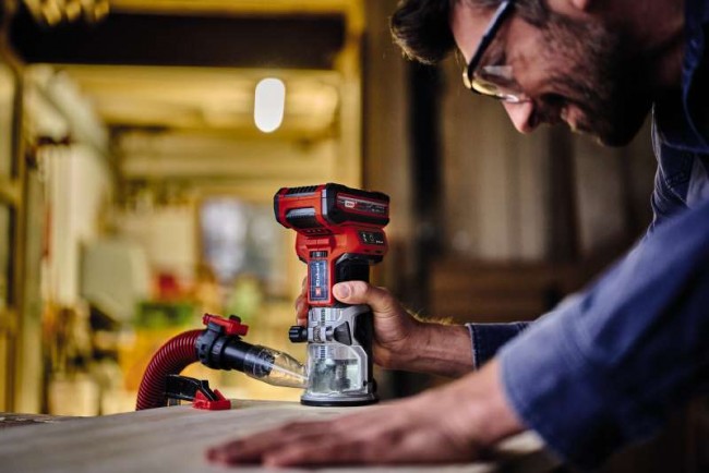 Фрезер акумуляторний безщітковий окантовочний Einhell TP-ET 18 Li BL - Solo (4350412) Фрезер акумуляторний безщітковий окантовочний Einhell TP-ET 18 Li BL - Solo (4350412)