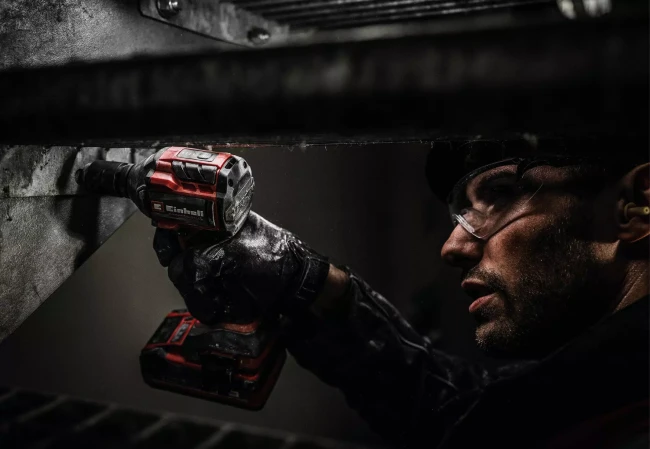 Набір Ударний гайковерт акумуляторний безщітковий Einhell Profession Einhell Professional TP-CW 18/260-C Li BL - Solo + Starter-Kit 4.0 Аh (4510090, 4512042)