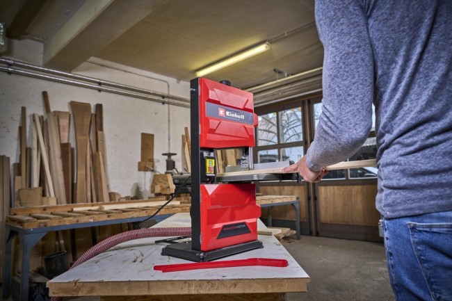 Ленточная пила Einhell TC-SB 200+ (4308013) Ленточная пила Einhell TC-SB 200+ (4308013)