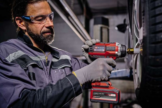 Набір ударний гайковерт безщітковий Einhell IMPAXXO 18/450 - Solo + зарядний пристрій і акумулятор 18V 4,0 Ah (4510070, 4512042) Набір ударний гайковерт безщітковий Einhell IMPAXXO 18/450 - Solo + зарядний пристрій і акумулятор 18V 4,0 Ah (4510070, 4512042)