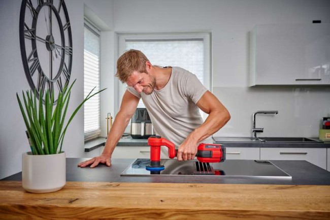 Аккумуляторный очиститель поверхностей Einhell PICOBELLA 18/90 (3424220) Аккумуляторный очиститель поверхностей Einhell PICOBELLA 18/90 (3424220)