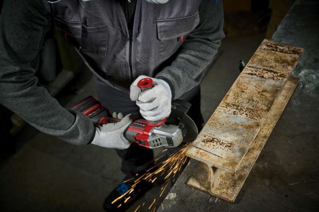 Кутова акумуляторна безщіткова шліфмашина Einhell TP-AG 18/125 CE Q Li - Solo (4431155) Кутова акумуляторна безщіткова шліфмашина Einhell TP-AG 18/125 CE Q Li - Solo (4431155)