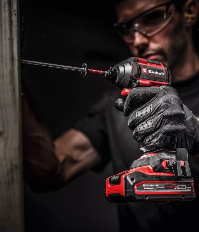 Набор ударная отвертка бесщеточная Einhell Professional TP-CI 18/250-C Li BL - Solo + Starter Kit 18V 4,0 Ah (4510095, 4512042)