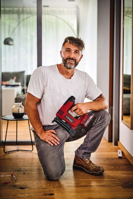 Набір степлер акумуляторний Einhell TE-CN 18 Li - Solo + зарядний пристрій і акумулятор 18V 2,5 Ah (4257790,4512097) Набір степлер акумуляторний Einhell TE-CN 18 Li - Solo + зарядний пристрій і акумулятор 18V 2,5 Ah (4257790,4512097)