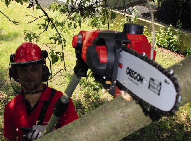 Акция! Набор высоторез - кусторез аккумуляторный Einhell GE-HC 18 Li T-Solo + зарядное устройство и аккумулятор 18V 4,0 Ah (3410800, 4512042) Акция! Набор высоторез - кусторез аккумуляторный Einhell GE-HC 18 Li T-Solo + зарядное устройство и аккумулятор 18V 4,0 Ah (3410800, 4512042)