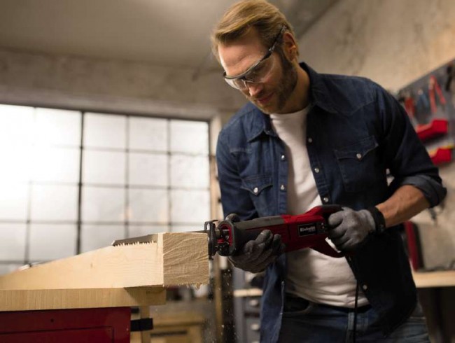 Пила шабельна Einhell TE-AP 950 E (4326180) Пила шабельна Einhell TE-AP 950 E (4326180)