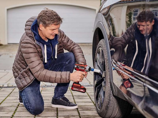 Набір ударний гайковерт безщітковий Einhell IMPAXXO 18/230 - Solo + зарядний пристрій і акумулятор 18V 4,0 Ah (4510080, 4512042) Набір ударний гайковерт безщітковий Einhell IMPAXXO 18/230 - Solo + зарядний пристрій і акумулятор 18V 4,0 Ah (4510080, 4512042)