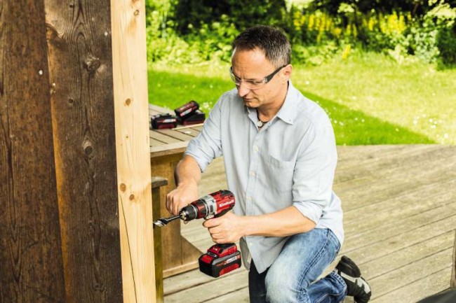 Einhell 4513860 TE-CD 18 Li i BL.jpg Einhell 4513860 TE-CD 18 Li i BL.jpg