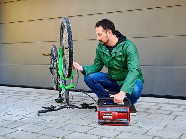 Аккумуляторный компрессор Einhell PRESSITO 18/25 (4020420) Аккумуляторный компрессор Einhell PRESSITO 18/25 (4020420)