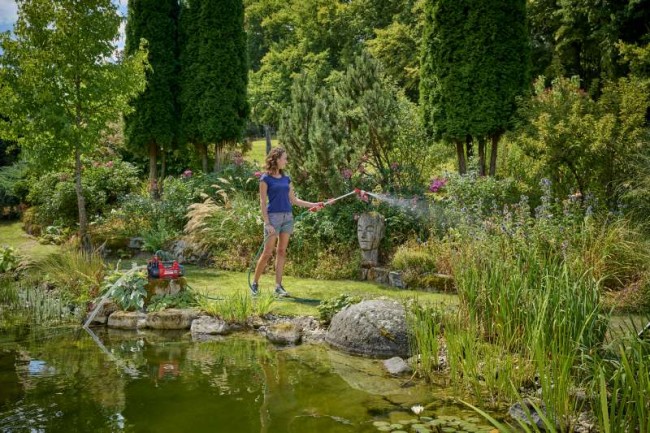 Насос садовый аккумуляторный Einhell AQUINNA 18/28 (4180440) Насос садовый аккумуляторный Einhell AQUINNA 18/28 (4180440)