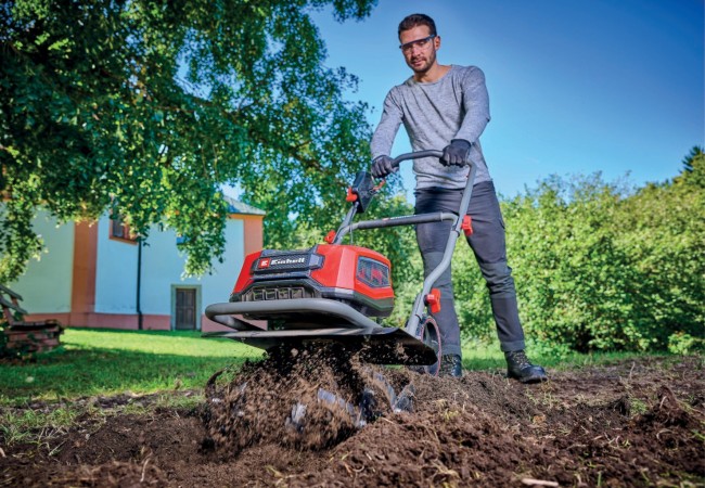 Набір культиватор безщітковий акумуляторний Einhell GP-CR 36/45 Li E BL + 2 х Starter-Kit 5.2 Ah (3431220, 2 х 4512147) Набір культиватор безщітковий акумуляторний Einhell GP-CR 36/45 Li E BL + 2 х Starter-Kit 5.2 Ah (3431220, 2 х 4512147)
