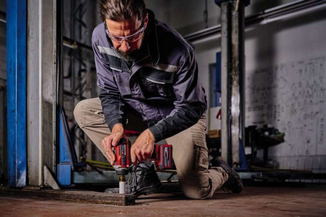 Ударний гайковерт акумуляторний безщітковий Einhell IMPAXXO 18/450 - Solo (4510070) Ударний гайковерт акумуляторний безщітковий Einhell IMPAXXO 18/450 - Solo (4510070)