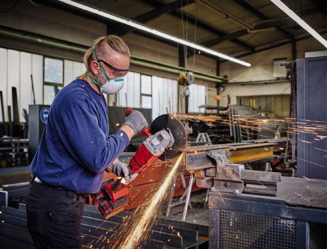 Угловая бесщеточная шлифмашина Einhell AXXIO 36/230 Q - Solo (4431160) Угловая бесщеточная шлифмашина Einhell AXXIO 36/230 Q - Solo (4431160)