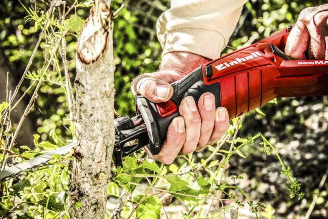 Пила шабельна Einhell TE-AP 18/22 Li Solo (4326300) Пила шабельна Einhell TE-AP 18/22 Li Solo (4326300)