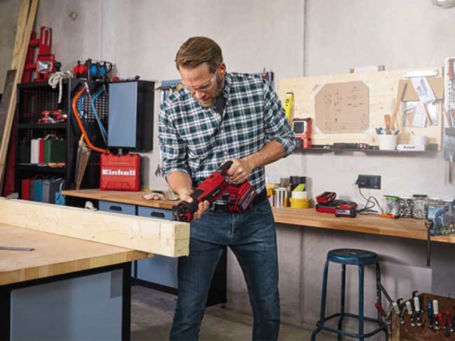 Пила сабельная Einhell TP-AP 18/28 Li BL - Solo + зарядное устройство и аккумулятор 18V 4,0 Ah (4326310, 4512042) Пила сабельная Einhell TP-AP 18/28 Li BL - Solo + зарядное устройство и аккумулятор 18V 4,0 Ah (4326310, 4512042)