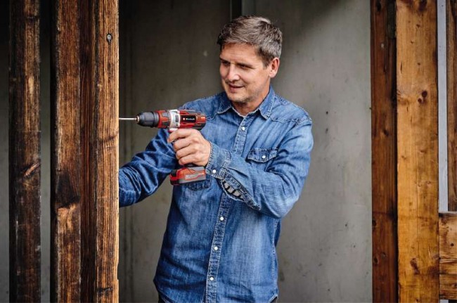 Шуруповерт Einhell TE-CD 12/1 3X-Li (1x2,0 Ah) (4513595) Шуруповерт Einhell TE-CD 12/1 3X-Li (1x2,0 Ah) (4513595)