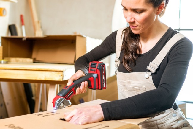 Універсальний акумуляторний різак Einhell TE-UC 18/6 Li-Solo (4432010)